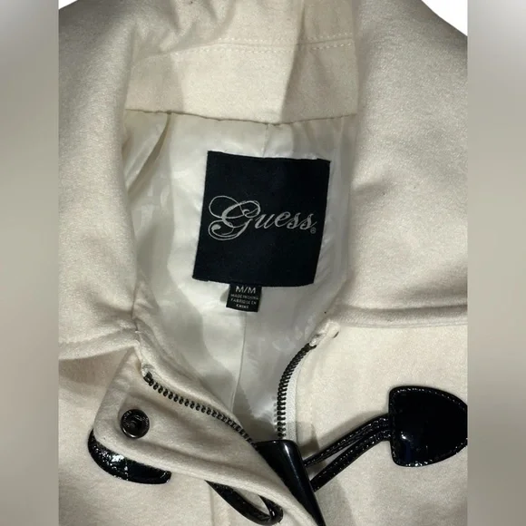 Guess Coat. Size Medium. - Picture 3 of 9